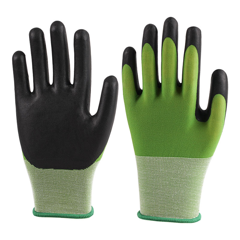 21 Gauge Nylon Gloves Ultra Fine Foaming Green