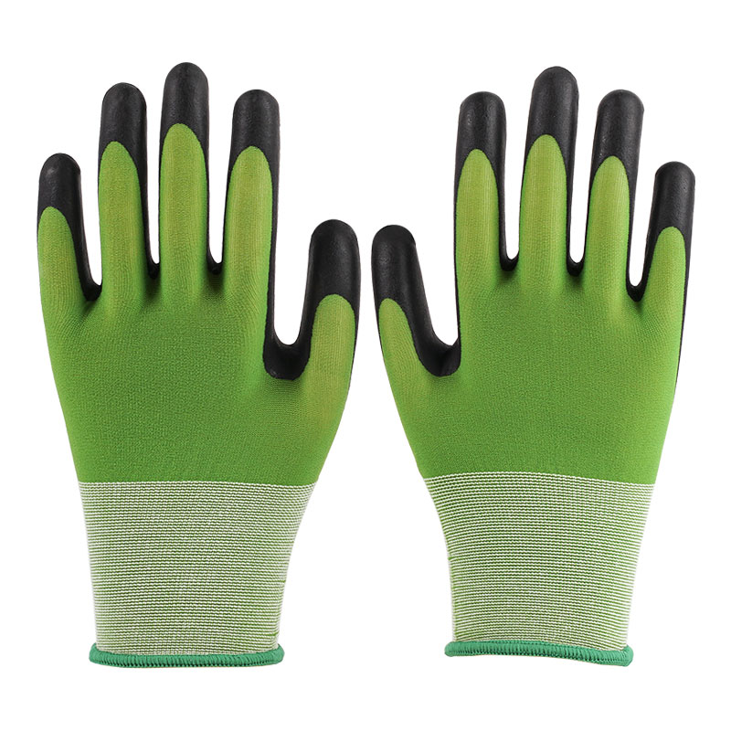 21 Gauge Nylon Gloves Ultra Fine Foaming Green